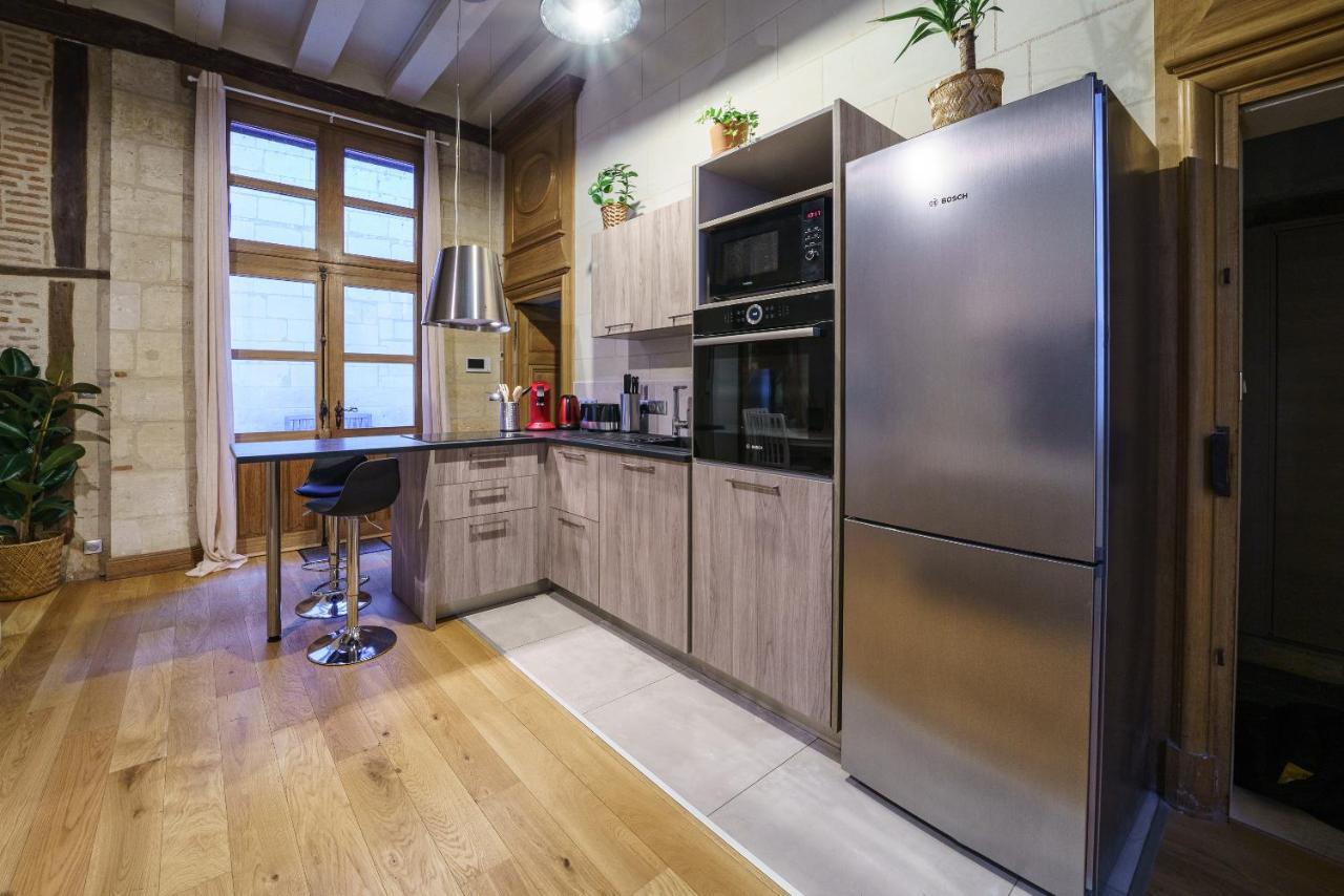 Ferienwohnung La Cour Du Grand Marche Tours Exterior foto